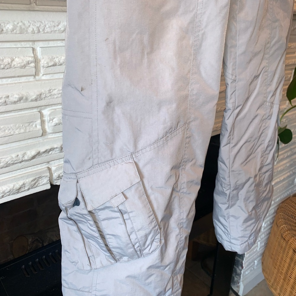 Betty Rides Snow Ski Pants Gray with Pockets Warm Gorpcore Winter Size M - Picture 3 of 6